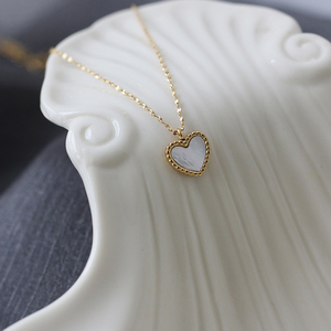 Vintage <b>Boho</b> Style 18K Gold Plated Stainless Steel Heart Shell Pendant <b>Necklace</b> 18inches Fashionable Claw Setting Jewelry - Product Image 4