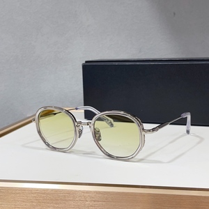 Gafas <span class=keywords><strong>de</strong></span> Sol <span class=keywords><strong>de</strong></span> Diseño con <span class=keywords><strong>Marco</strong></span> Ovalado <span class=keywords><strong>de</strong></span> Titanio para Hombre y Mujer, Clásicas, Retro, con Protección UV400, Cómodas y <span class=keywords><strong>de</strong></span> Alta Calidad - Product Image 1