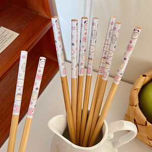 Palillos de bambú con diseño de dibujos animados, redondos, para uso diario, vajilla para comer en casa. - Product Image 1