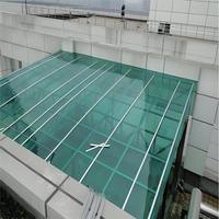 Panneau de toiture en polycarbonate massif, résistant aux intempéries, pour bâtiments industriels, poulaillers, granges à vaches, etc.