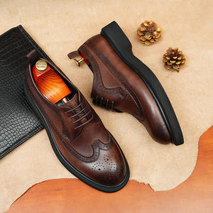 รองเท้าบูทกันน้ำสไตล์ใหม่สำหรับฤดูหนาว คลาสสิก ใช้งานได้หลากหลาย ลำลอง หุ้มข้อสูง สำหรับกิจกรรมกลางแจ้ง ทำงาน ผู้ชาย หนังแท้ เพิ่มความสูง รองเท้ากีฬา - Product Image 2