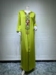 Nouvelle collection printemps-automne, robe jalabia musulmane à capuche pour femmes, style Moyen-Orient, luxe léger, faite à la main, avec des perles et des glands - Product Image 6