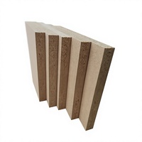 Panneaux OSB finis sans formaldéhyde de qualité ENF, en stock, vente en gros directe usine, pour la décoration intérieure et l'aménagement.