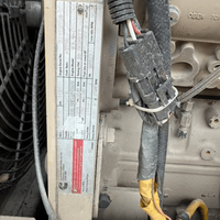 Compresseur d'air portable rotatif à vis diesel XP375 375CFM monté sur remorque pour le forage et l'exploitation minière, à faible consommation de carburant et fonctionnement stable