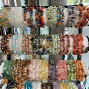 Bracciale Elastico con Perle di Ametista 5-8mm, Pietre Naturali Grezze, Design Elastico, Bracciale Curativo per Uomini e Donne - Product Image 2