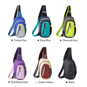 Truelove Wholesale Waterproof Nylon Durable Large Capacity Breathable Travel Sling Shoulder <strong>Bag</strong> Adjustable Pet Dog Crossbody <strong>Bag</strong> - Product Image 6