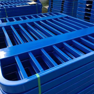 Paletas de acero ligeras de una sola cara compatibles con transpaletas manuales para carga manual de lotes pequeños - Product Image 2