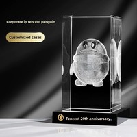 Ornements en cristal sur mesure fabriqués en Chine, gravure laser 3D de caractères pour modèles architecturaux d'entreprise, souvenirs d'anniversaire