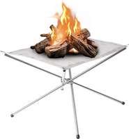 Table de foyer pliable en acier inoxydable moderne et portable pour l'extérieur, adaptée au camping, aux feux de camp, aux cheminées, etc.