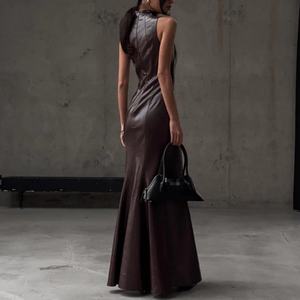 ชุดเดรสยาวทรงเข้ารูปหนัง PU แบบสั่งทำสำหรับผู้หญิง แขนกุด เหมาะสำหรับงานปาร์ตี้กลางคืนหรืองานพรอม - Product Image 2