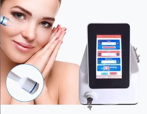 Máquina de Belleza Láser Portátil de Diodo Médico de 980nm para Eliminación de Vasos Sanguíneos y <span class=keywords><strong>Telangiectasias</strong></span> para Uso Comercial - Product Image 2