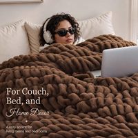 Plaid en fausse fourrure double face de luxe premium pour la décoration intérieure, certifié OEKO-Tex, effet fourrure de lapin plissée.