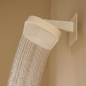 Système de douche mural thermostatique numérique moderne en laiton massif avec commande à touches <span class=keywords><strong>piano</strong></span> blanches et pommeau de douche pluie pour un confort de luxe - Product Image 3