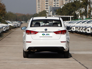 <span class=keywords><strong>Voiture</strong></span> d'occasion Changan Alsvin 2019 2020 à vendre, turbo <span class=keywords><strong>électrique</strong></span> Yuexiang avec boîte de vitesses <span class=keywords><strong>automatique</strong></span>, direction à gauche, sièges en cuir - Product Image 4