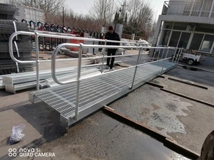 Lan can cầu thang ngoài trời bằng thép mạ kẽm, khớp cầu, và lan can sơn tĩnh điện - Product Image 3