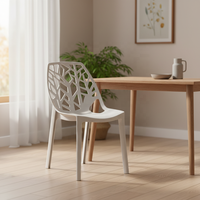 Chaises de salle à manger modernes en plastique, empilables, résistantes aux rayures, pieds antidérapants, utilisation intérieure/extérieure, maison, bureau et restaurant