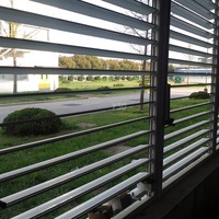 Fenêtre à persiennes doubles en aluminium YASHO résistante aux ouragans, stores extérieurs horizontaux pour villa, garantie 5 ans