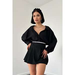 Shorts en satin noir à taille élastique avec poches, pantalon court taille haute pour femmes - Product Image 1