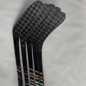 Palos <span class=keywords><strong>de</strong></span> <span class=keywords><strong>Hockey</strong></span> sobre Hielo <span class=keywords><strong>de</strong></span> Fibra <span class=keywords><strong>de</strong></span> Carbono 100% Compuesta, Fabricados en China, OEM, para Eventos Profesionales - Product Image 2