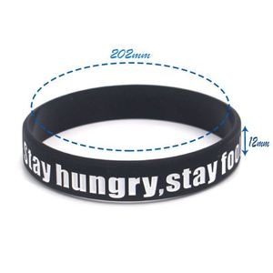 สายรัดข้อมือซิลิโคนงานฝีมือแบบนูนต่ำ สร้อยข้อมือคำคมสร้างแรงบันดาลใจ สายรัดข้อมือยางซิลิโคน ของขวัญสำหรับนักกีฬา แบบกำหนดเองได้ - Product Image 3