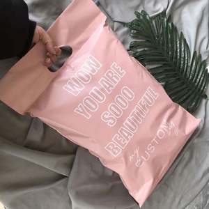 Sacs biodégradables à 100 %, couleur rose personnalisée, pochettes d'expédition en polyéthylène, sacs avec votre logo, design pour l'emballage de vêtements - Product Image 6