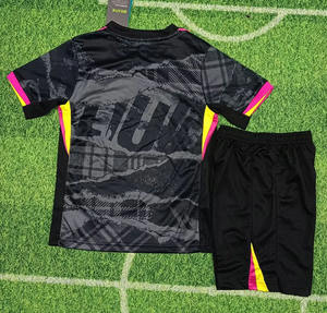 Camisa de Futebol Tailandesa Personalizável de Alta Qualidade Premium para a Temporada 24/25 Uniforme de Futebol com Serviço OEM Disponível - Product Image 2