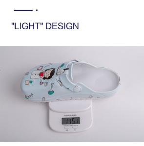 Pantuflas de Jardín Sostenibles para Enfermeras, Diseño Antideslizante con Patrón Impreso, Plantilla Ligera para Uso en Otoño y Verano - Product Image 6