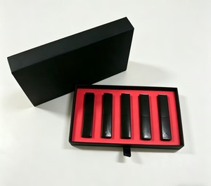 Top 5 des rouges à lèvres en Europe et en Amérique, 1,6 g, haute brillance, couvrance totale, longue tenue, hydratant et non desséchant. Disponible dans - Product Image 1