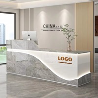 Comptoir de réception moderne en bois LED demi-rond, modulaire et incurvé, de luxe, pour hall commercial, bureau ou hôtel