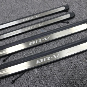 โรงงานขายส่ง KQD ขายดี คุณภาพสูง แผ่นกันรอยขอบประตูรถยนต์ พร้อมไฟ LED สำหรับ BR-V ปี 2017 ขึ้นไป - Product Image 2