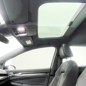 Venta Especial: Auto Usado 2023, Modelo Renovado, <span class=keywords><strong>Golf</strong></span> R-Line 1.4T Gasolina, Volante a la Izquierda, Interior Oscuro, Automático, Disponible, Auto de <span class=keywords><strong>Segunda</strong></span> <span class=keywords><strong>Mano</strong></span> - Product Image 3