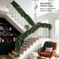 Guirlandes de Noël en plastique Elonna 9M, aspect réaliste, toucher réel, guirlande d'hiver pour Noël, durable, décoration artificielle pour intérieur/extérieur