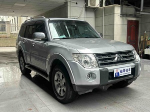 มิตซูบิชิ ปาเจโร V97 3.8L <span class=keywords><strong>V6</strong></span> NA พรีเมียม ปี 2011 นำเข้า ขับเคลื่อน 4 ล้อ 7 ที่นั่ง รถ SUV ออฟโรดขนาดใหญ่ มือสอง - Product Image 4