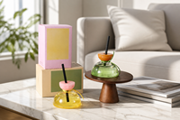 Diffuseur de parfum en verre coloré en forme d'OVNI ondulé avec couvercle en bois naturel et bâtonnets en rotin noir, aromathérapie sans flamme, décoration de chambre