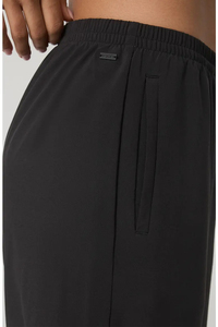 Women's Black Wide Leg Pants With Pockets Breathable Polyester Fabric All Seasons Regular Length Solid Color - Product Image 3