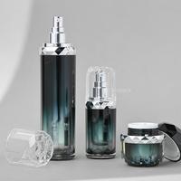 Set Botol Akrilik Isi Ulang Kosong Multi-Ukuran Mewah yang Dapat Didaur Ulang dengan Warna & Logo yang Dapat Disesuaikan untuk Perawatan Kulit Kosmetik