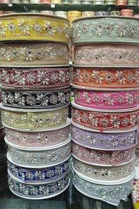 Lacets en tissu de brocart tricotés à la main sur mesure 100% coton conçus pour les concepteurs couturiers artisans pour apprécier Fine - Product Image 4