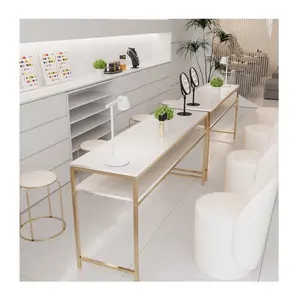 Mesa de manicure de vidro estilo creme nórdico de alta qualidade Conjuntos exclusivos de mesas e cadeiras para salão de beleza