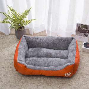 Cama para mascotas de tela Oxford ODM, nido cuadrado suave para perros con fondo impermeable y antideslizante, transpirable de doble cara - Product Image 4