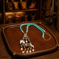 Collier vintage bleu vert perlé avec pendentif cheval et breloque en cristal diamant, bijoux de créateur pour femme