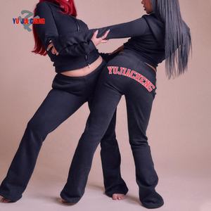 벨루어 지퍼 재킷과 플레어 팬츠 여성 맞춤형 투피스 벨벳 슈트 핑크 트랙슈트 스트라이프 키 큰 여성용 세트 - Product Image 2