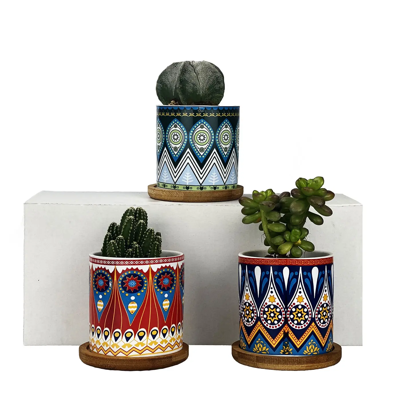 Nordic Style Custom Pattern Furnishings Breathable Garden Ceramic Flower Pot Planters Indoor