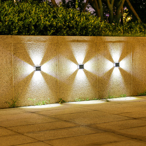 Lampe murale solaire d'extérieur étanche à LED, lampe de jardin à quatre faces, lampe murale décorative pour cour - Product Image 3