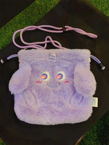 حقيبة كروس بتصميم كاواي منفوش ورباط سحب، حقيبة يد محمولة، لعبة قطيفة صغيرة، ملمس مريح، تصميم كرتوني عصري على شكل وحش بعيون كبيرة - Product Image 5