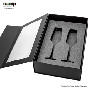 Boîte cadeau magnétique <span class=keywords><strong>à</strong></span> couvercle articulé noir mat personnalisée, boîte cadeau en carton rigide <span class=keywords><strong>pour</strong></span> spiritueux avec insert en mousse EPE et logo UV sélectif - Product Image 2