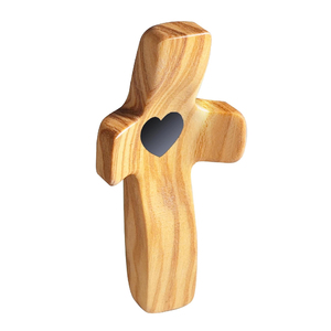Croce in Legno Intagliata a Forma di Cuore, Oggetto Decorativo, Croce da Tasca per Preghiera, Regalo Religioso per Bambini e Adulti - Product Image 1