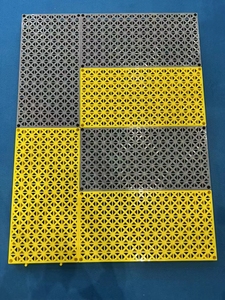 Usine de Guangzhou <span class=keywords><strong>Prix</strong></span> de gros Vente Facile à installer Résistant à l'usure Grille de lavage de voiture Carrelages de sol de garage à emboîtement en plastique - Product Image 3