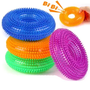 Wholesale 10 CM Diameter Donut Shape Dog Squeaky Chew Toys for Fun and Teething Cleaning