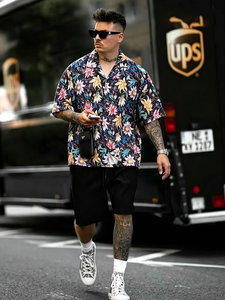 Camicia Hawaiana Casual Retrò con Colletto Cubano, Taglia Grande, Manica Corta, in Poliestere Lavato, Stile Gangsta, Motivo Floreale Colorato, Unisex - Product Image 2