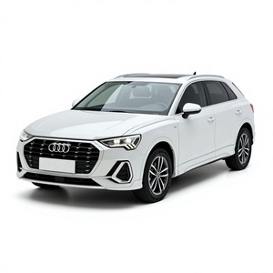 <span class=keywords><strong>Audi</strong></span> Q3 Modello 2023 35 TFSI Guida a Sinistra Interni Scuri Motore Turbo Sedili in Pelle Pneumatici R19 Elegante e Dinamico - Product Image 1